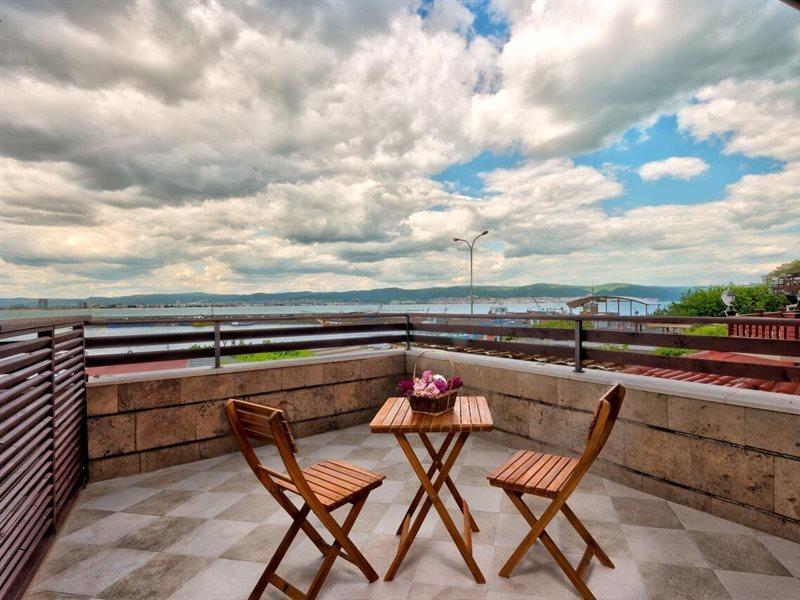 Panorama Blue Family Hotel And Free Parking Misivri Dış mekan fotoğraf